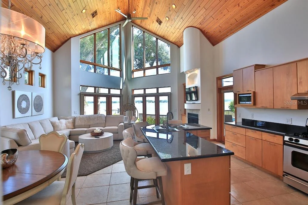 Photo of 11035 SE SUNSET HARBOR ROAD