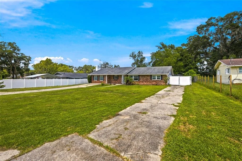 Photo of 3807 SE 8TH STREET