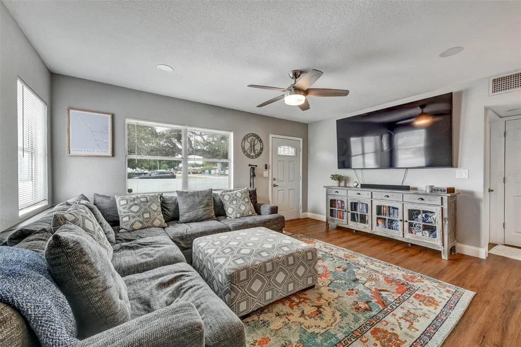 Photo of 1224 BELLEVUE BOULEVARD