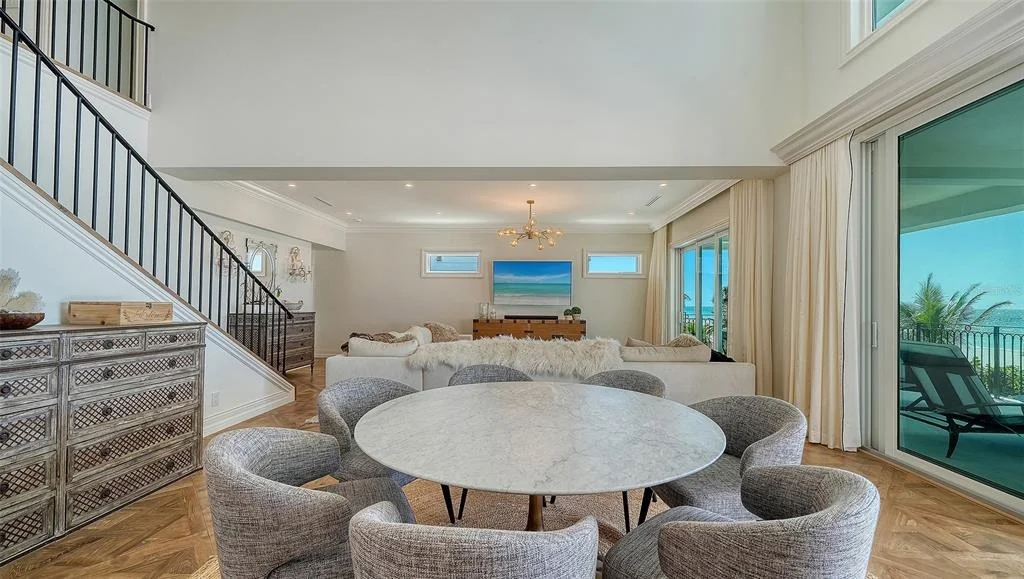 Photo of 6529 GULFSIDE ROAD