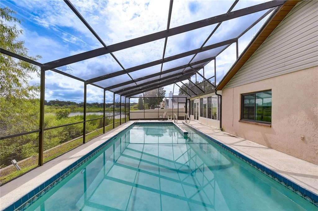 Photo of 659 TIMBER POND DRIVE