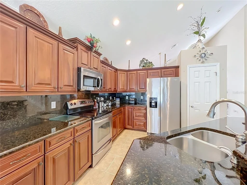 Photo of 9038 VICKROY TERRACE