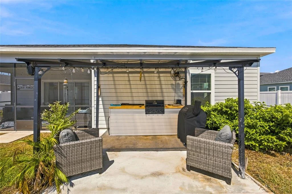 Photo of 551 NW 4TH PLACE