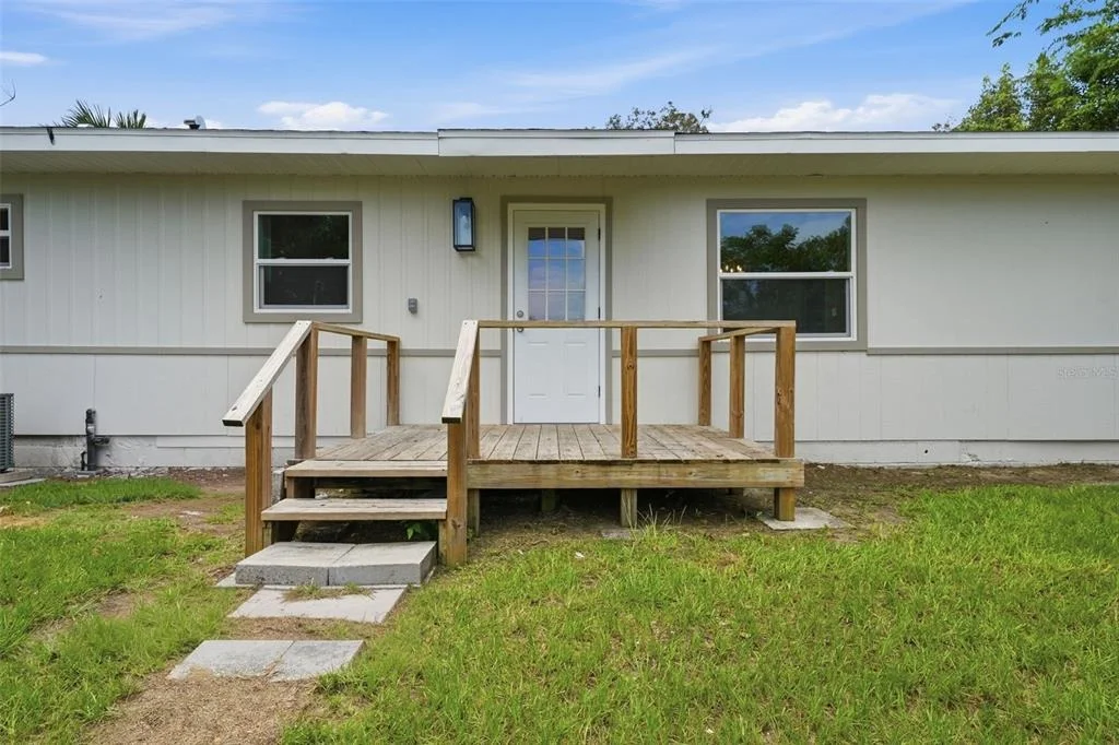 Photo of 307 NE 11TH PLACE
