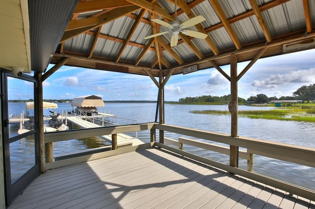 Photo of 11035 SE SUNSET HARBOR ROAD
