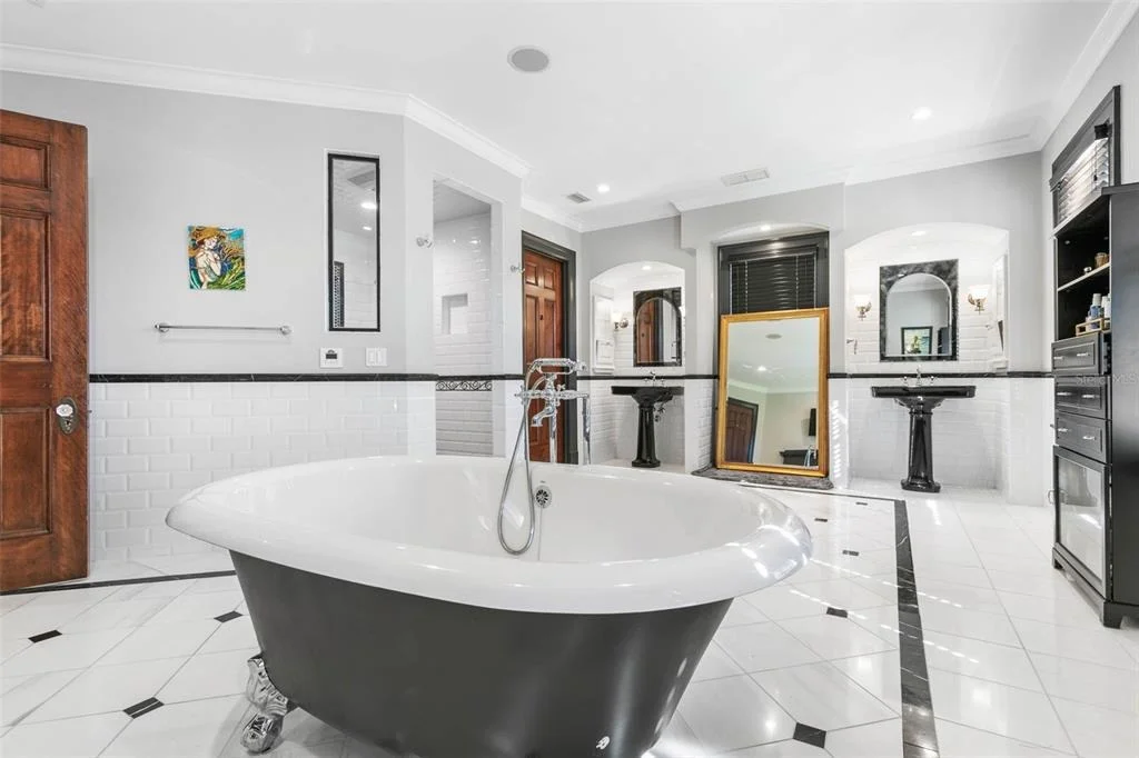 Photo of 253 JOHN ANDERSON DRIVE