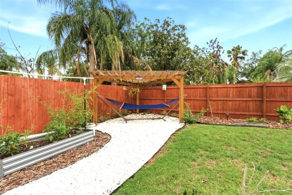 Photo of 1610 LEDGESTONE DRIVE