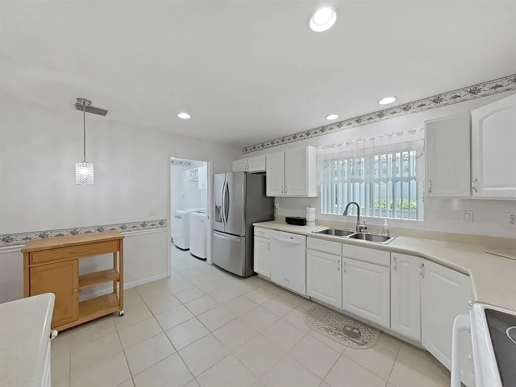 Photo of 6122 GENTLE BEN CIRCLE