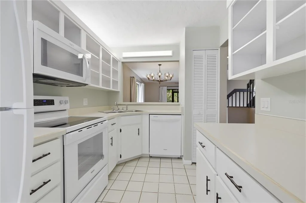 Photo of Unit 3 at 130 LIMEWOOD PLACE