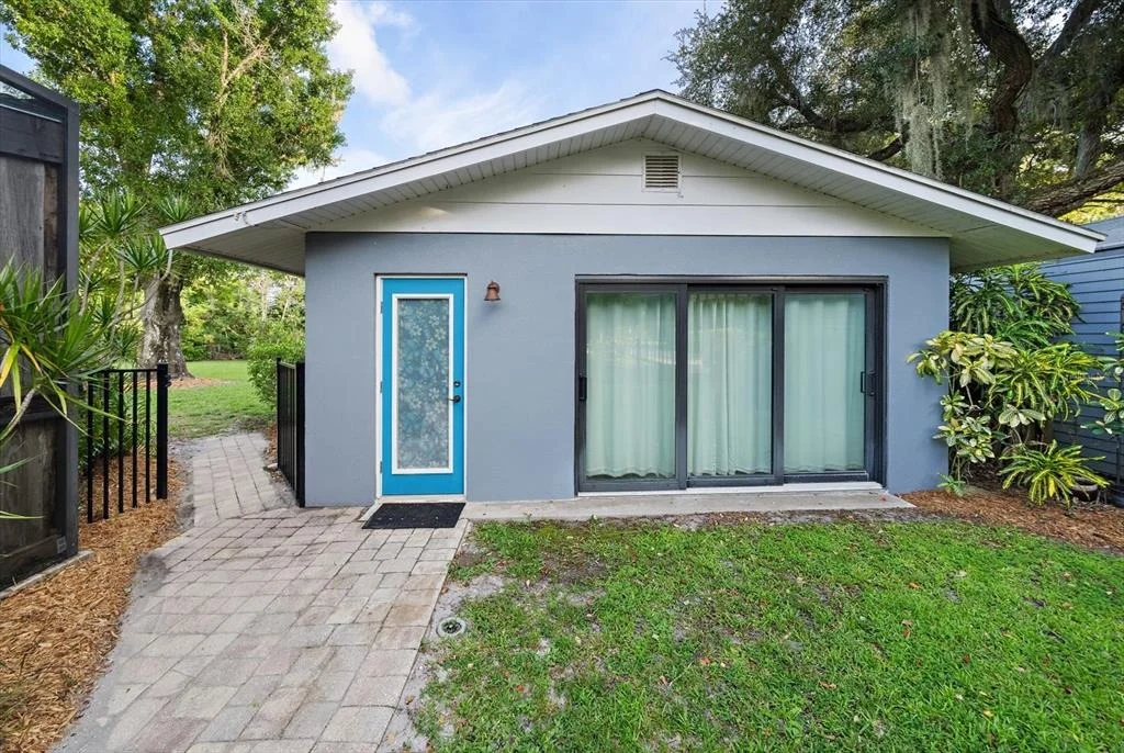 Photo of 4836 DUNN DRIVE