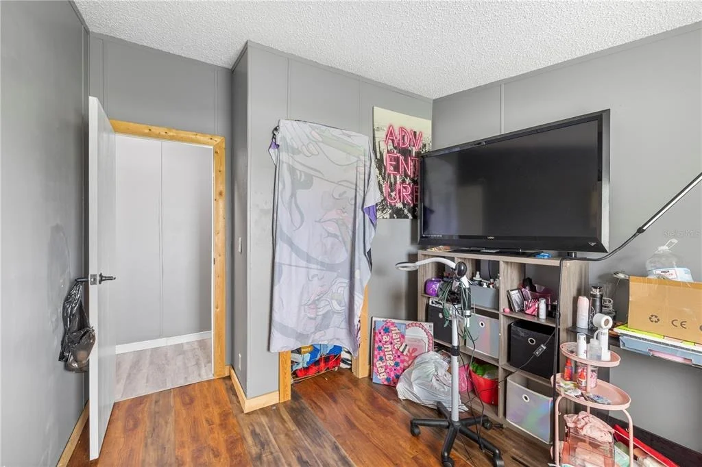 Photo of 4332 UPPER MEADOW ROAD