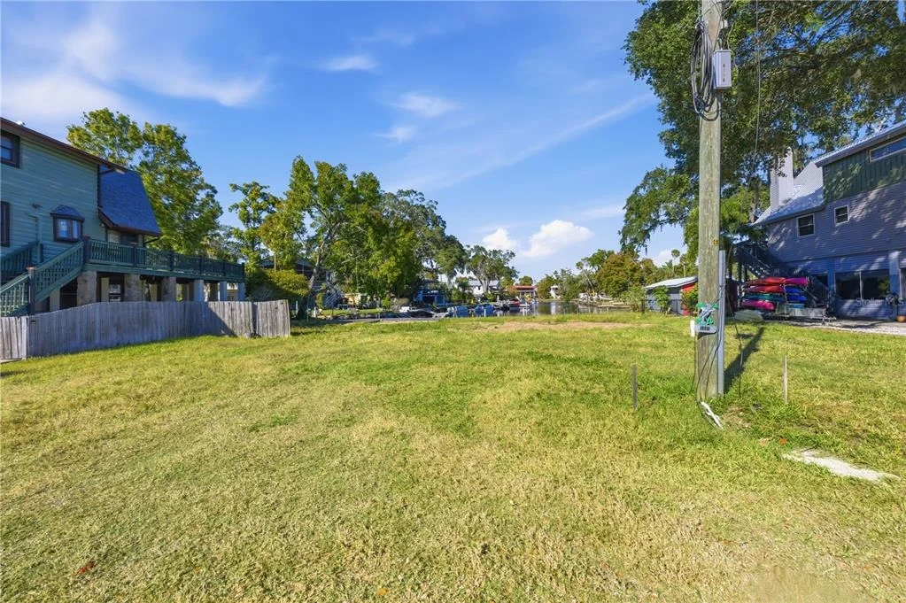 Photo of 00 CIRCLE DRIVE