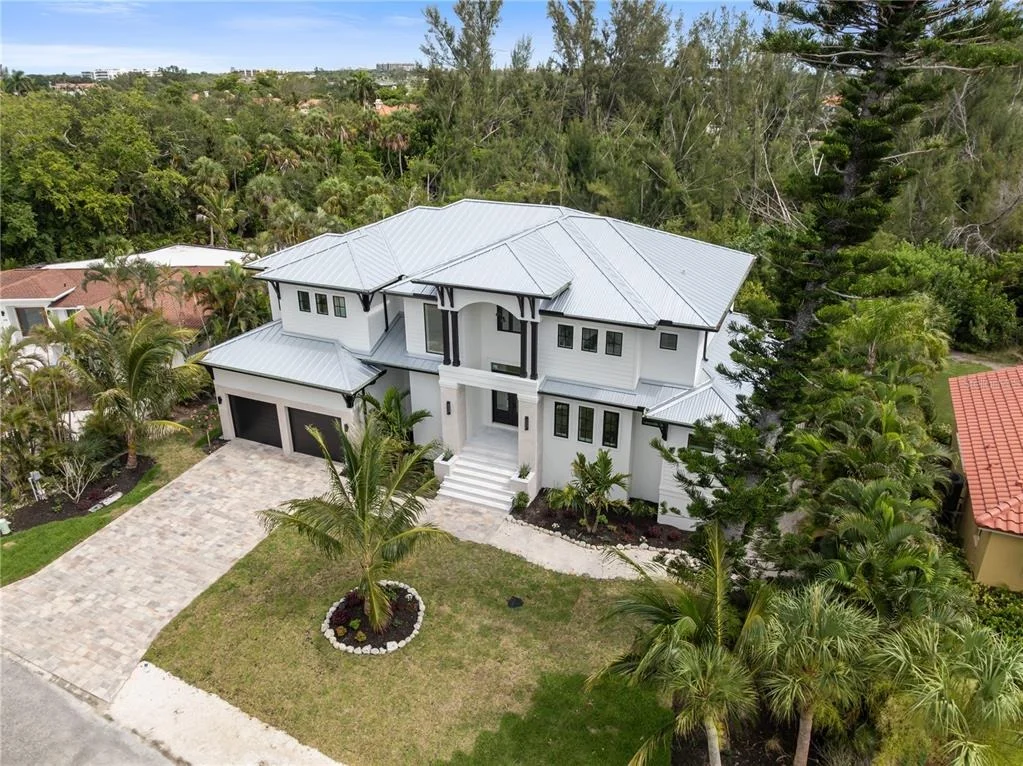 Photo of 626 BUTTONWOOD DRIVE