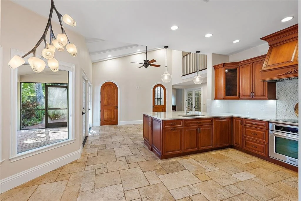 Photo of 2371 LANDINGS CIRCLE
