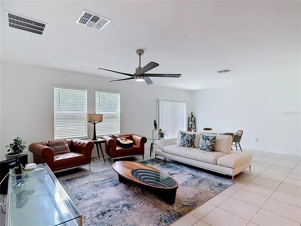Photo of 1633 RED LOOP