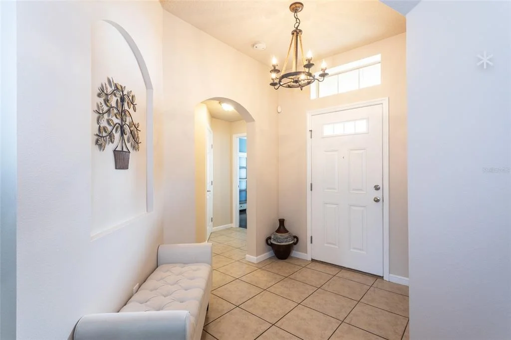 Photo of 118 GOLFVIEW COURT
