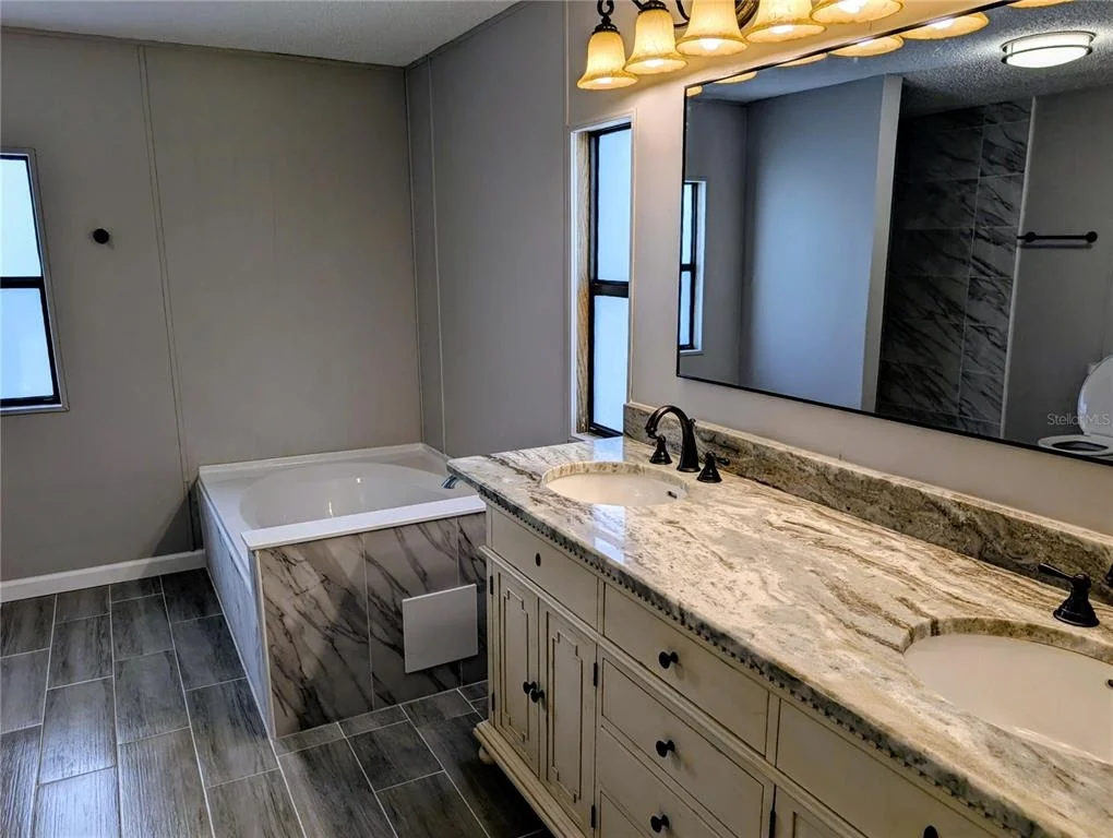 Photo of 25836 MANHATTAN LANE