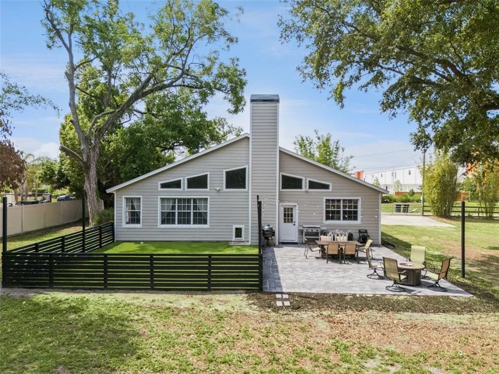 Photo of 1825 DEMASTUS LANE