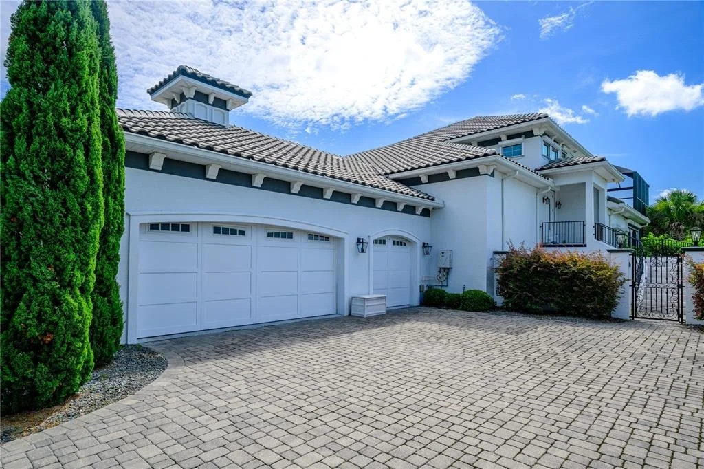 Photo of 1025 SUDBURY LANE