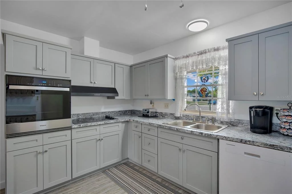 Photo of 309 VIHLEN ROAD