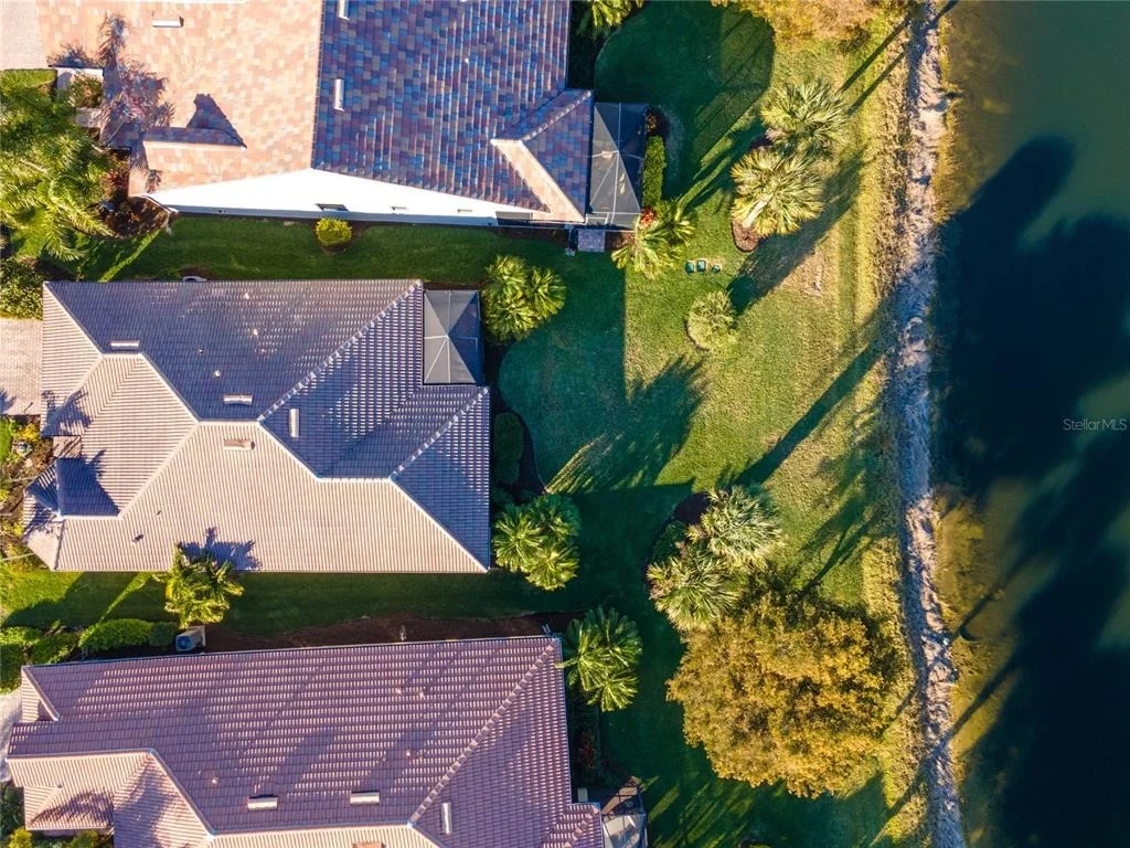 Photo of 19770 QUISTO STREET