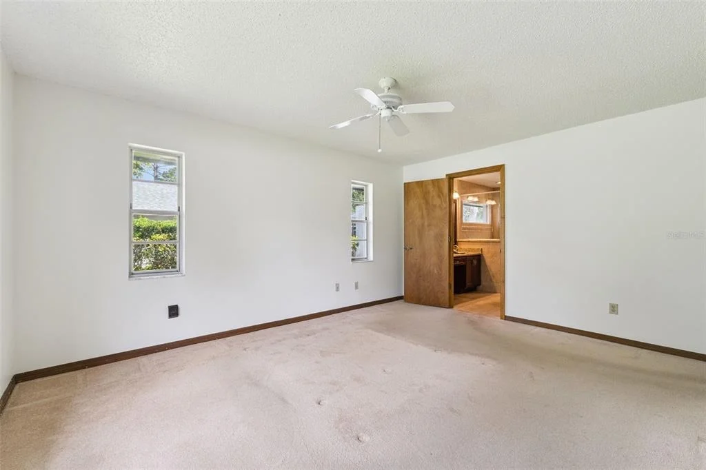 Photo of 211 HICKORY DRIVE