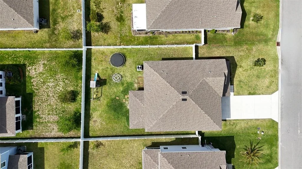 Photo of 123 OAKLEAF WAY