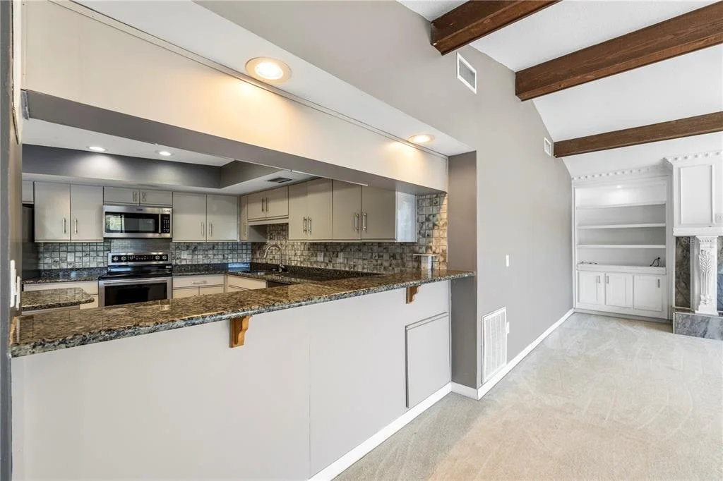 Photo of 14947 LAKE FOREST DRIVE