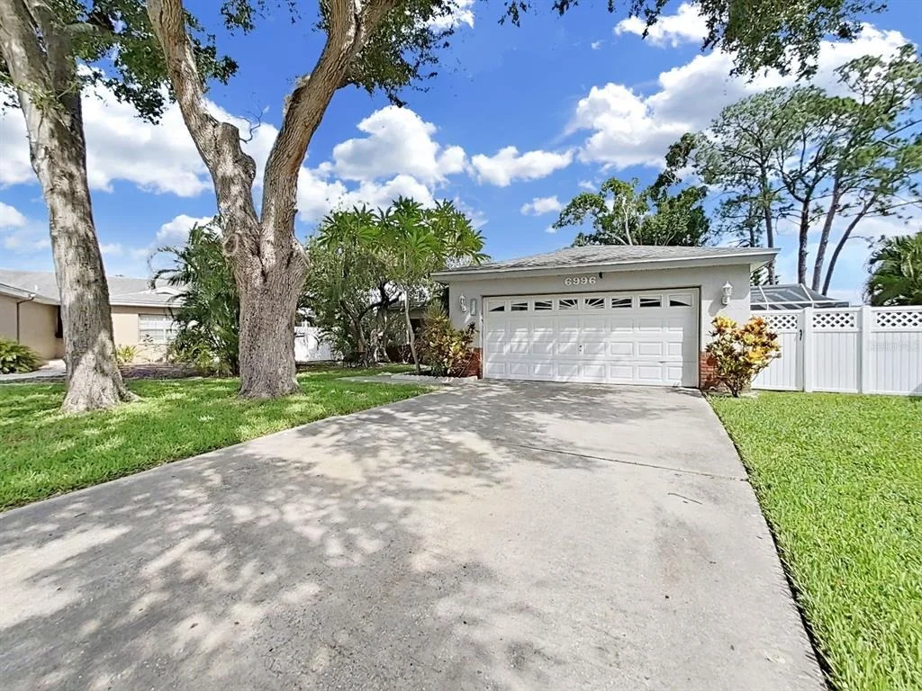 Photo of 6996 122ND DRIVE