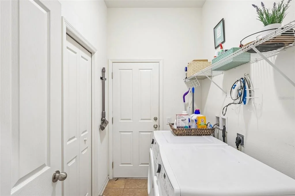 Photo of 14284 FINSBURY DRIVE