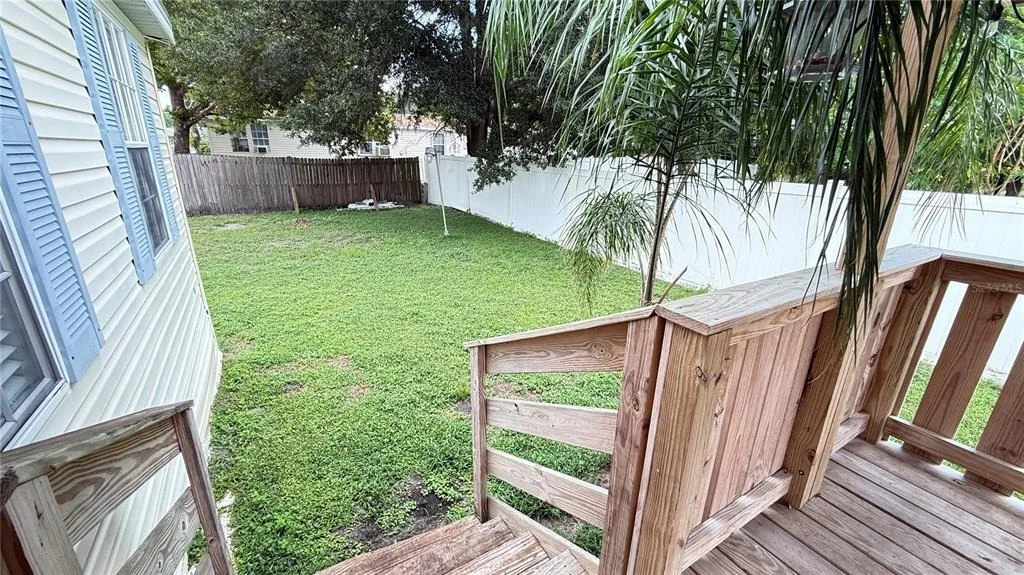 Photo of 10404 BRUSSELS DRIVE