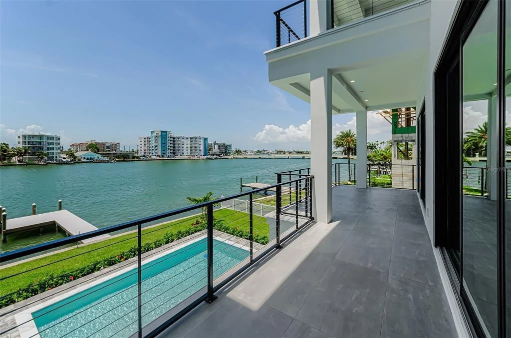 Photo of 43 DOLPHIN DRIVE