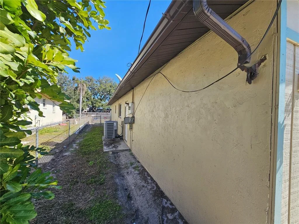 Photo of 1011 BACON AVENUE