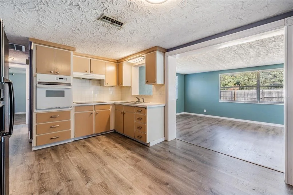 Photo of 5301 DAWN LANE