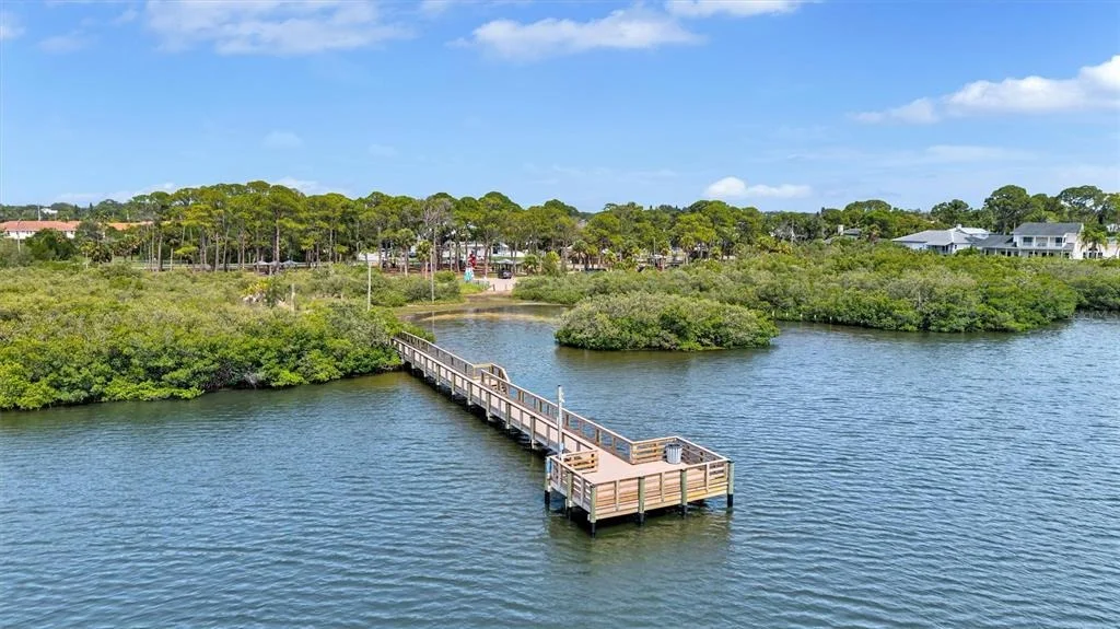 Photo of 760 SOUNDVIEW DRIVE