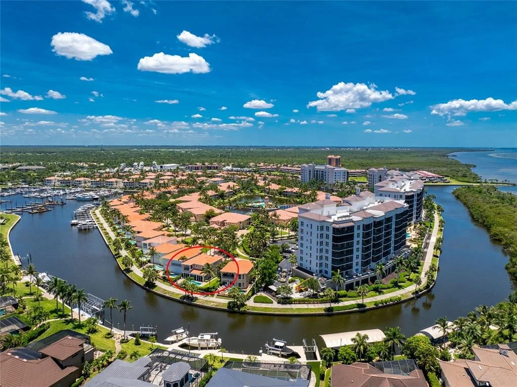 Photo of 3341 SUNSET KEY CIRCLE
