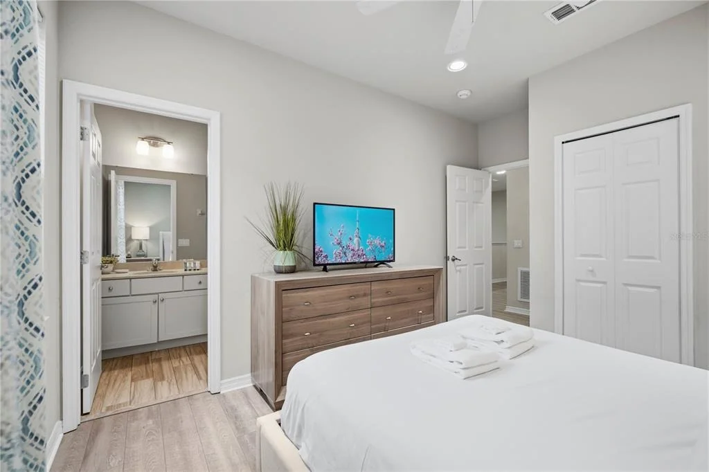 Photo of 4007 OAKRISE LOOP