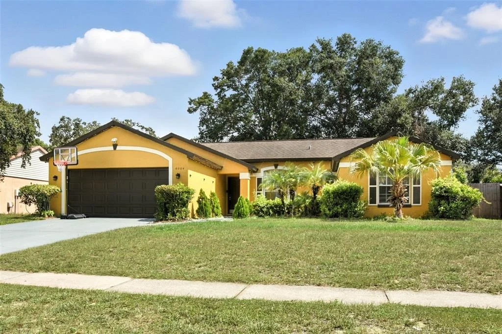 Photo of 6084 BROOKHILL CIRCLE
