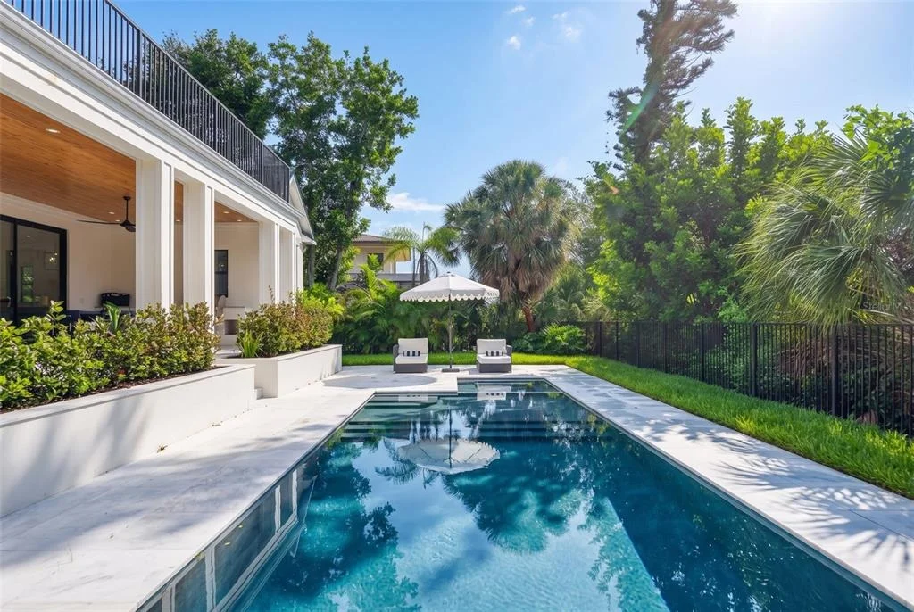 Photo of 656 TROPICAL CIRCLE
