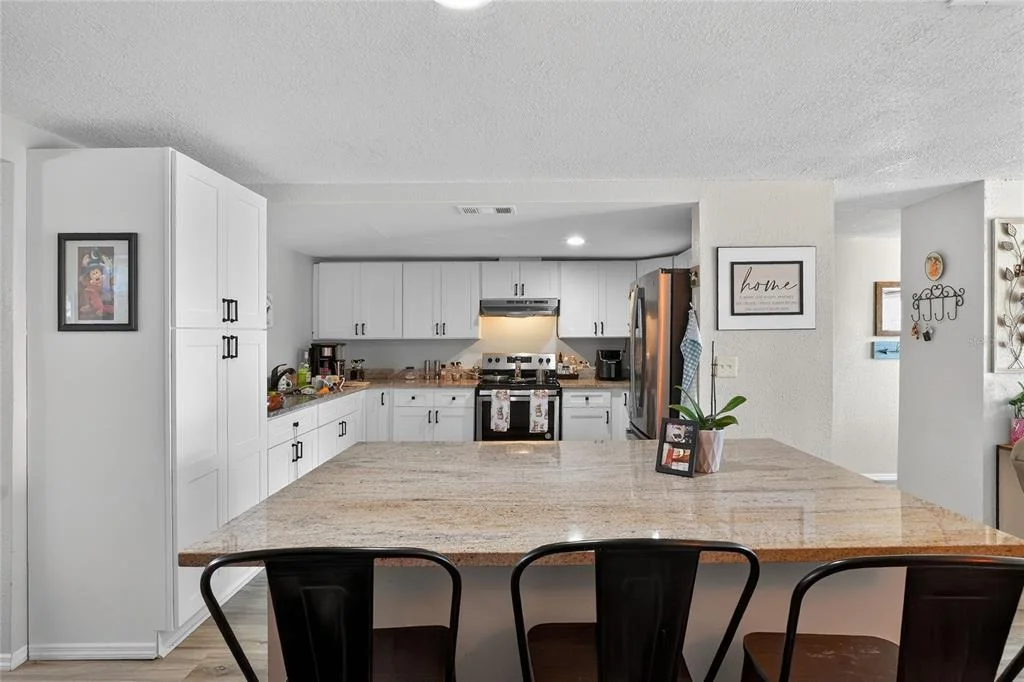 Photo of 6108 FAIRWAY BOULEVARD