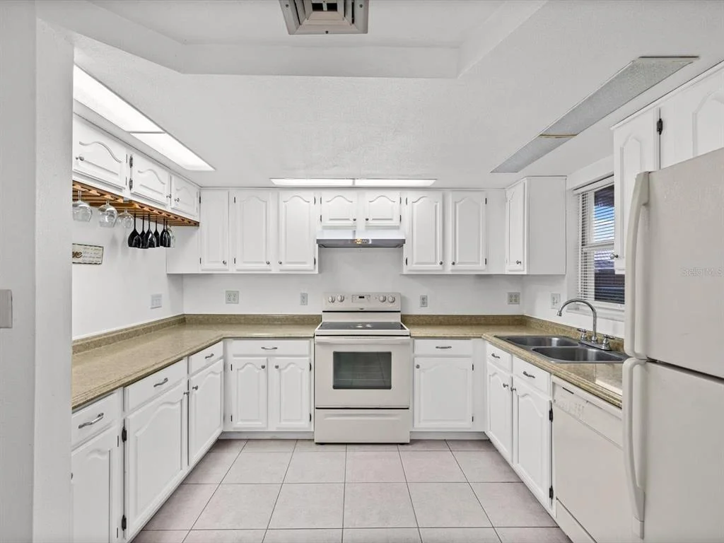 Photo of 4004 SCARLET MAPLE DRIVE