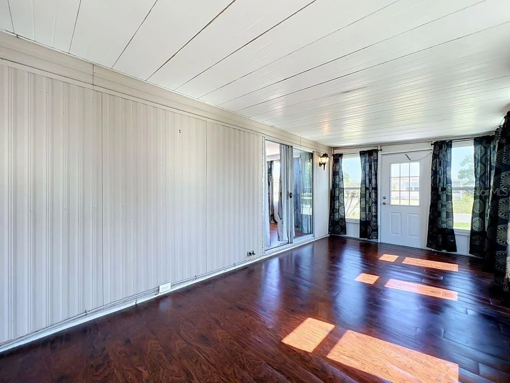 Photo of 1203 APACHE CIRCLE
