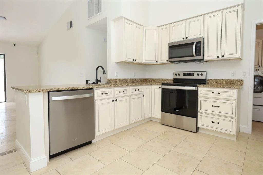 Photo of 9110 PALM TREE DRIVE