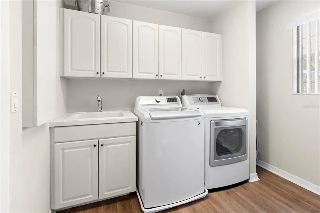 Photo of 1279 CORNISH COURT