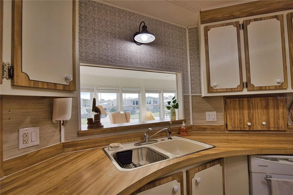 Photo of 702 BLANCA