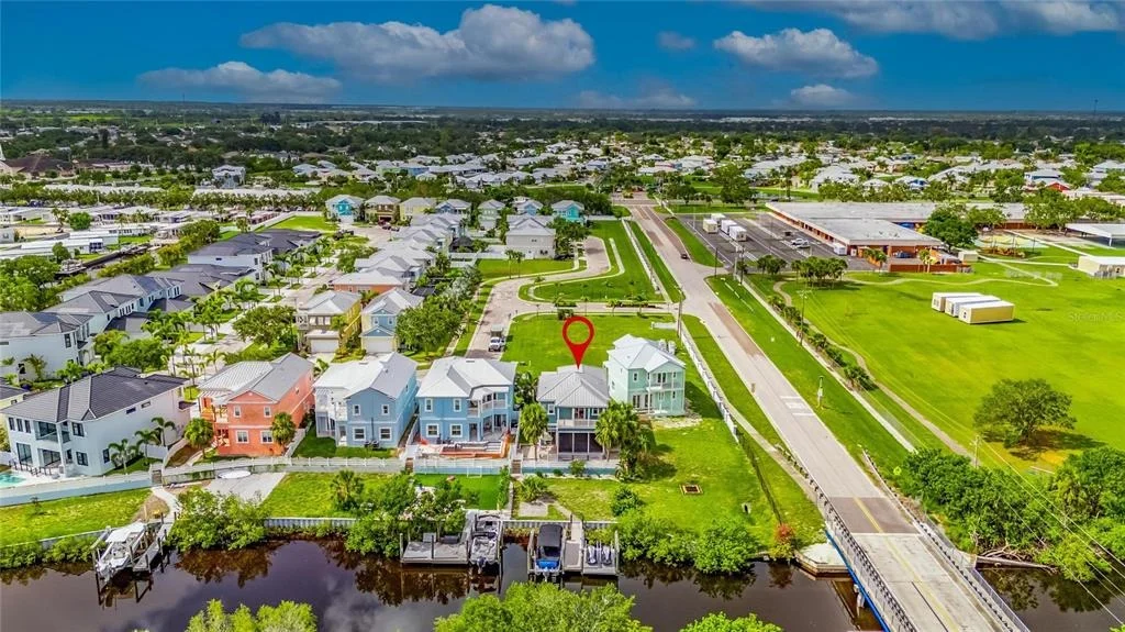 Photo of 6512 SIMONE SHORES CIRCLE