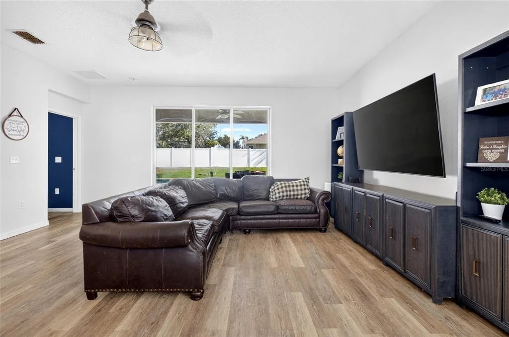 Photo of 4841 HAVILLAND DRIVE