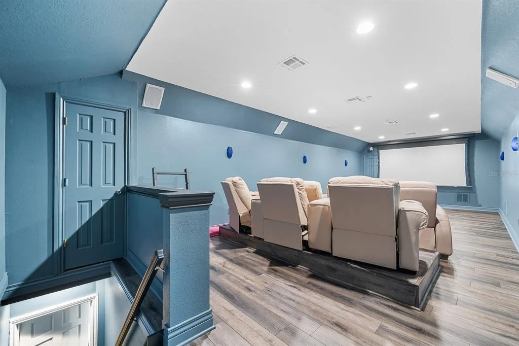 Photo of 6413 MACLAURIN DRIVE