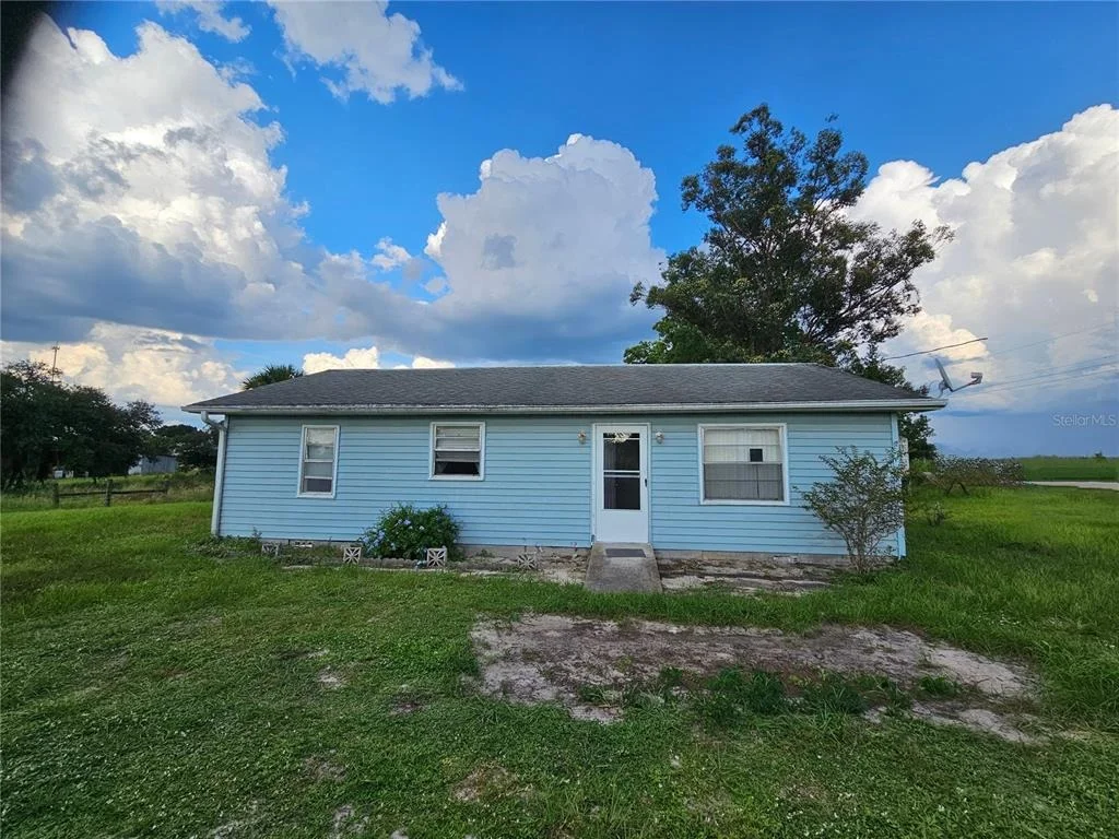 Photo of 320 COUNTY ROAD 619