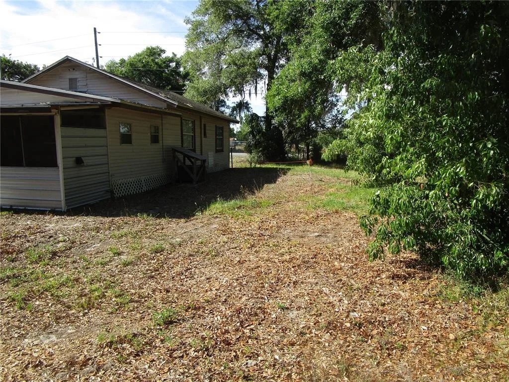 Photo of 20036 STATE ROAD 44